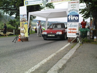 DSC00738.JPG (821.72 KiB) Zobrazeno 9642 x Lappy taky s novim strojem